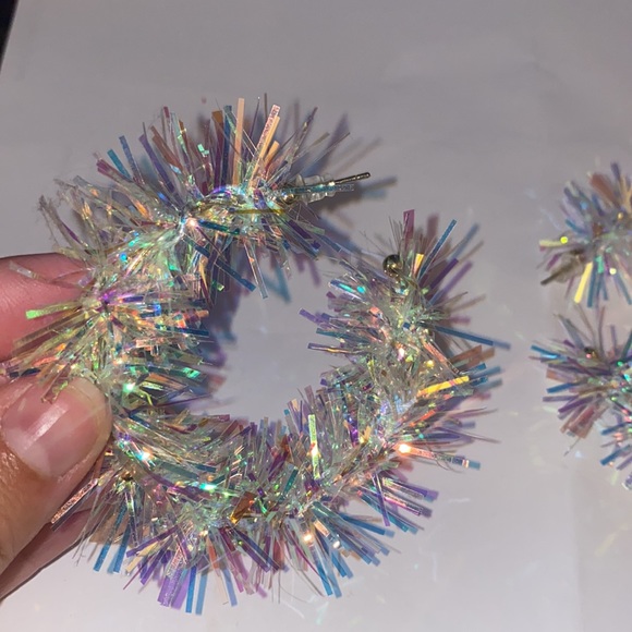 Funky tinsel hoops - Picture 2 of 3